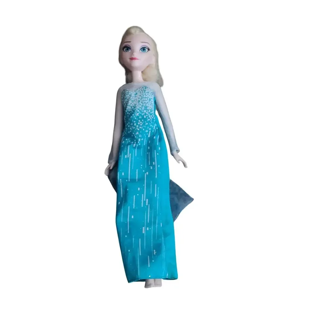 Hasbro Disney Frozen Classic Elsa Blue Dress Figure